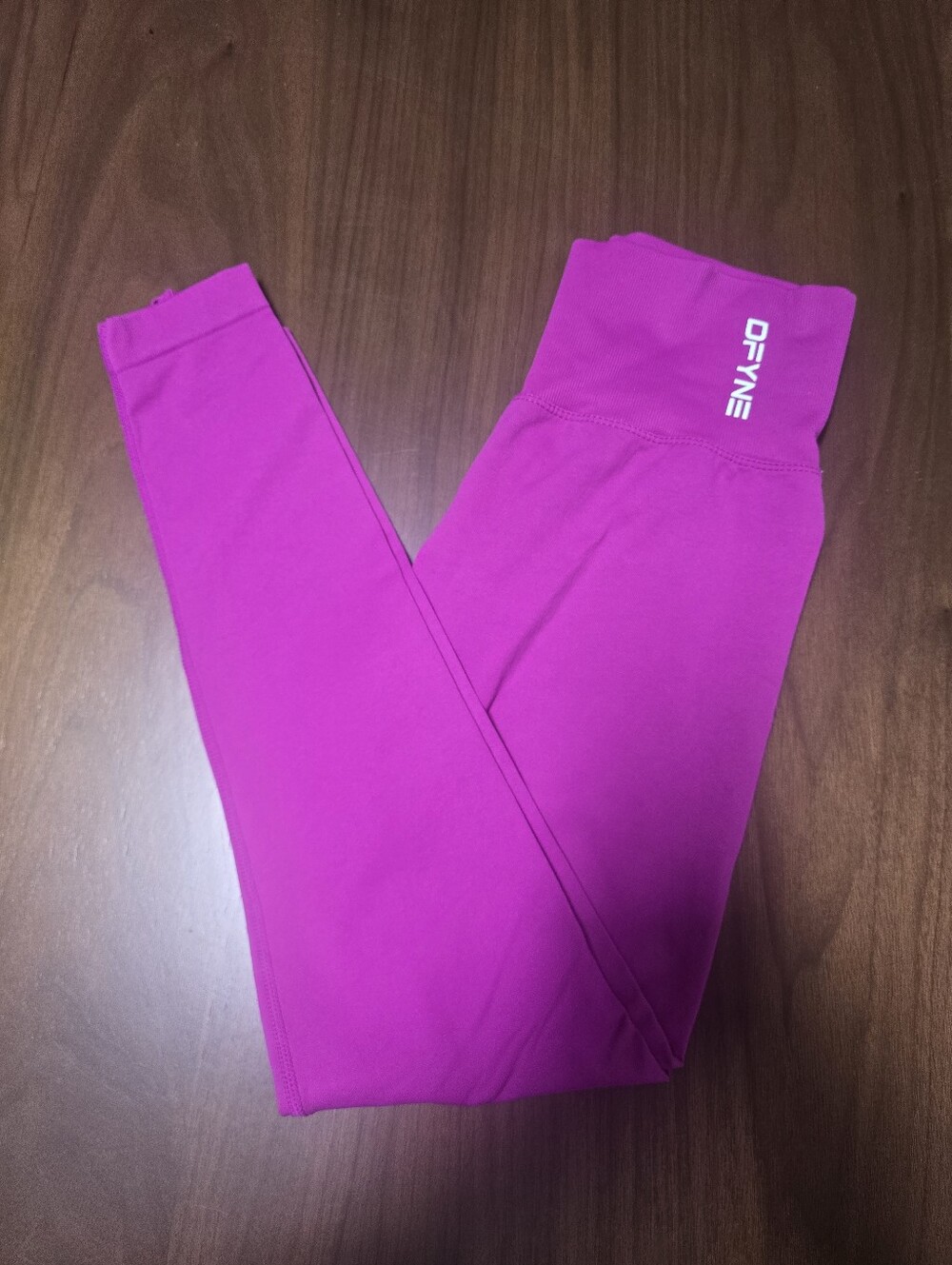See Description - Dfyne Dynamic Leggings